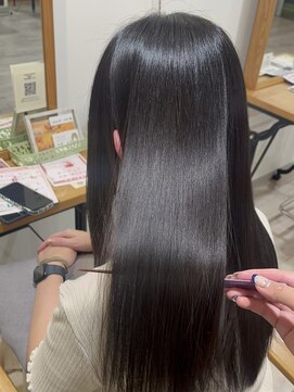 セライロ 千葉(celilo) カール/セミディ/シアーカラー/姫カット/千葉駅