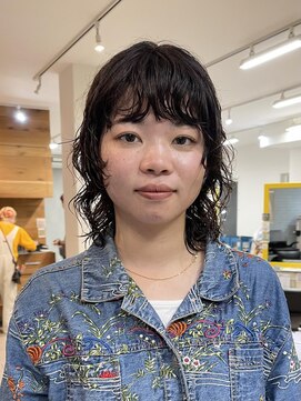 ナループロア ハチ(Nalu pu loa hachi) ウルフパーマ/レイヤーパーマ/顔まわりパーマ/ウェーブパーマ