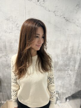 カリファ 田町(KHALIFA) ★メルティーカラー フェミニンロング 似合わせカット レイヤー