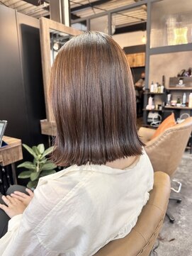 ベレッタ 楠葉店(veretta.) 外ハネボブ/切りっぱなしボブ/くびれカット/透明感カラー/抜け感