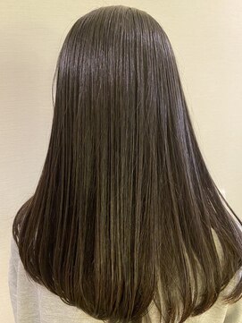 キキ(kiki) ダークブラウン_外ハネボブセクションカラー_kiki0032