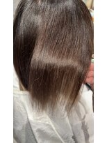 ウミ(Umi) 【YUZU/戸塚】縮毛矯正/髪質改善