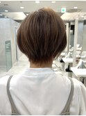 えりすっきりショートボブ