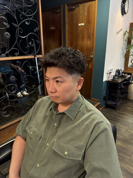 ヴァンガードマン 早稲田(vanguardman) ツーブロック/スパイキーパーマ