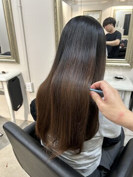 ソワンドゥブレスシエン 堀江店(soin de brace CIEN) ロングレイヤー×韓国前髪×艶グレー