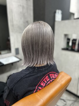 シルバーカラー