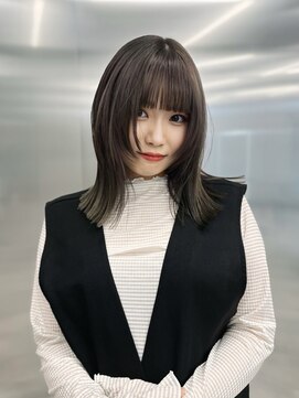 エヴァン(HEVIN) グレージュ