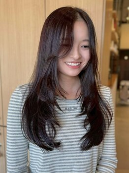 リエットヘアー 杢左店(Lie-et. hair)の写真/骨格を見極めた顔周りの似合わせカット。前髪やサイドまで計算し、小顔見せや垢抜けを叶えるスタイル提案。