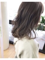 エモーシオン(HAIR CREATE EMOTION)&nbsp;ナチュラルハイライトで作ったグレージュ