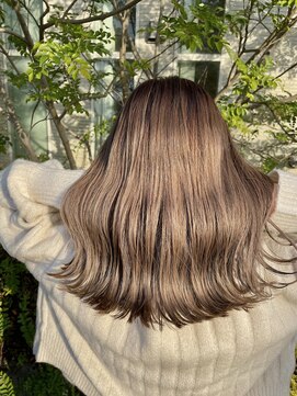 リコ ヘアアンドリラクゼーション(LICO HAIR&RELAXATION) LICO  切りっぱなしスタイル