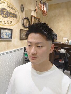 ルドローブラントオオサカ(LUDLOW BLUNT Osaka) 【LUDLOW BLUNT】ツーブロック 社会人ヘア 爽やかショート