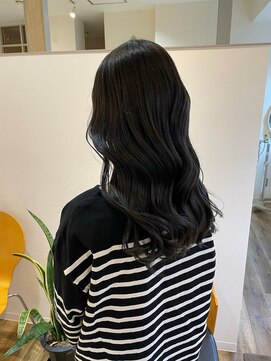 ロアン(roan) 暗めグレージュ×ミディアムボブ