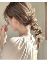 ミラ(Mila)&nbsp;インスタ映えカフェなどに♪紐アレンジ/簡単カジュアルヘア★