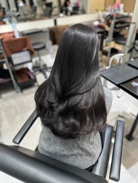 ソヨン 豊田市駅店(SOYON) 艶カラー/ダークカラー/透明感カラー/韓国hair/くびれ巻き