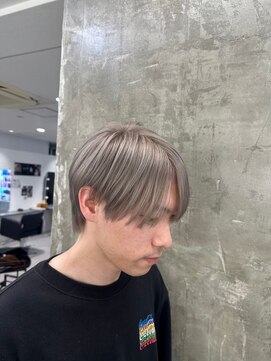 キング 枚方店(K!ng) 縮毛矯正髪質改善ハイライトレイヤーカット枚方美容室エクステ