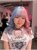 水色／ピンク／ツートンカラー／ハイトーン／巻き髪／ミディアム