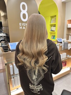 エイトヘアー(8 HAIR) ホワイトベージュ