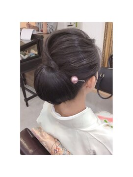 ヘアセットサロン キュア(CURE) アップスタイル