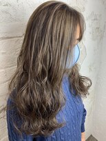 プライズ アイリス 池袋東口店(prize Iris)&nbsp;白髪ぼかしハイライト、脱白髪染め、グレージュ