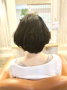 アンプリュス リアン(1+ Unplus lien) 大人かわいいエアリーボブ/ショートボブ/デジタルパーマ/亀戸