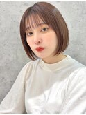 TLUUS似合わせカット外ハネボブペールベージュ