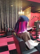 リミックス(REMIX by Love hair KING OF PRINCESS HAIR&EXTENTION) 原色派手髪　ネイビーブルー　インナーカラー パープル ピンク