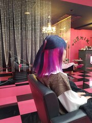 原色派手髪　ネイビーブルー　インナーカラー パープル ピンク　