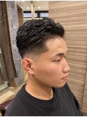 バッチリ◎ジェルセット強めパーマスキンフェードスタイル