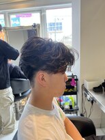 アイズ 海老名(AIZU)&nbsp;センターパート　ニュアンスパーマ　カルマパーマ