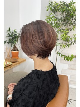 ティエル(TieLu) くびれショート×ハイライト×ピンクベージュ