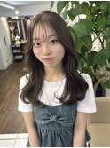 オリーブベージュ カーキベージュ 秋カラー 透明感 明るめ