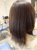 肌馴染みのいいアッシュブラウン