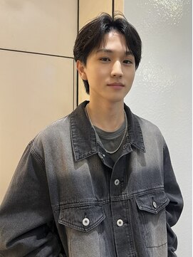 ゼストプール(ZEST POOL) men's韓国ヘア センターパート