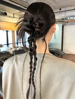 【あきら】ロングヘアセットカチモリタイトヘアパーティーヘア