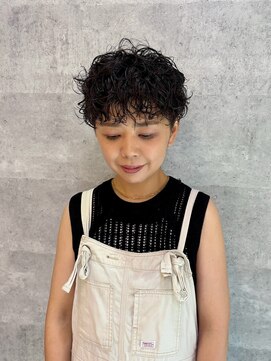 3と5(サントゴ) カーリーツーブロックショート