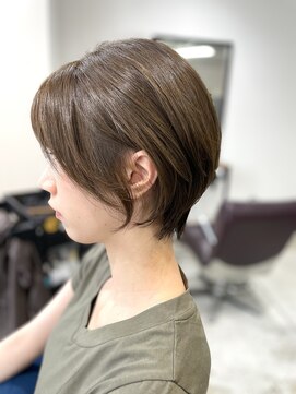 ロスコ(ROTHKO) 【丸みショート&ミントベージュ】