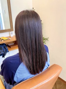 プティ 稲毛(Petit) ベリーピンク×ナチュラルブラウンで暗くしすぎず白髪もカバー