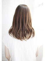 シュシュット(chouchoute)&nbsp;大人ガーリーミディアムレイヤー似合わせカットダークアッシュ39