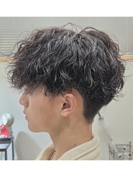 タスクヘアー(task hair) ツイストスパイラルパーマ×刈り上げマッシュショート