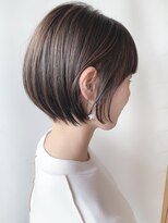 ステアケース ギンザセブン(stair:case ginza7)&nbsp;大人前下がり丸みショートボブ　耳かけ　朝楽時短ヘア