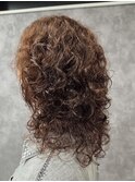 クセ毛を味方にするヘアスタイル