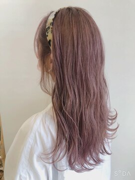 ネオリーブエム(Neolive em;) ピンクベージュカラー