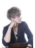 メンズ/ダブルカラー/ブリーチ/フェザーパーマ/新宿駅