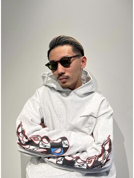 スティーロ 渋谷(Steelo) フェード×サイドパート