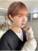束感ショート×小顔立体カット×ベージュ