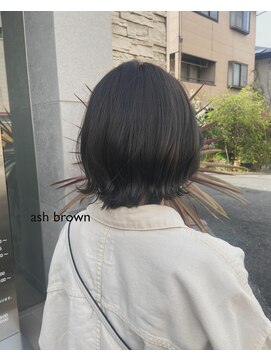 ヘアーメイク ラグズ(Hair Make Luxtz) アッシュカラー/アッシュブラック/くびれショート/ダークトーン