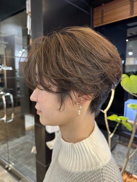 シャイン(Shine) ウエイト高めハンサムショート