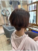 ステップボーンカットカットボブショートハイライト白髪ぼかし