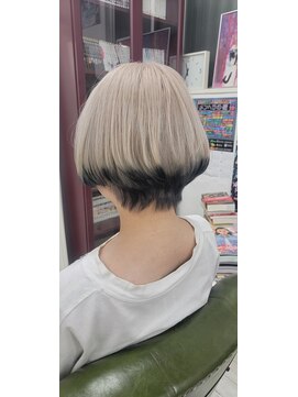 クリーン ヘアデザイン(CLLN hair Design) 『ホワイトシルバー×ダークグレー』