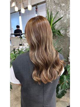 リラ バイ クオーレ(LIRA by CUORE) ～ハイライトカラー～